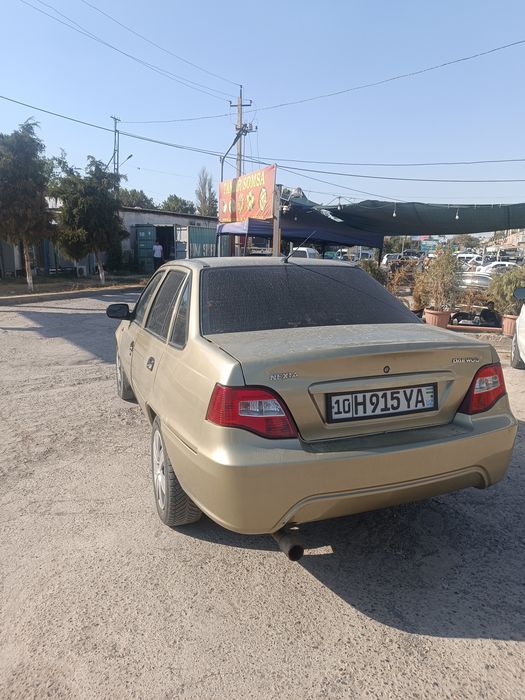 Nexia2 sotiladi butu mowna oldi orqa pecat