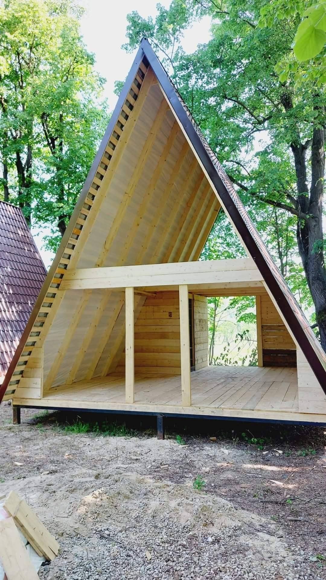 Vand cabane  ore unde în țară