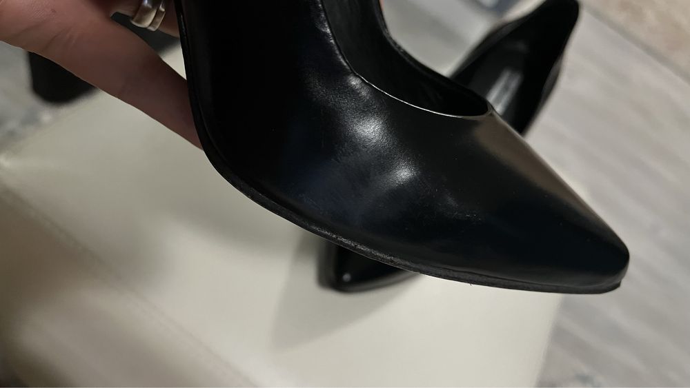 Pantofi  stiletto de la Comptoir des Cotonniers