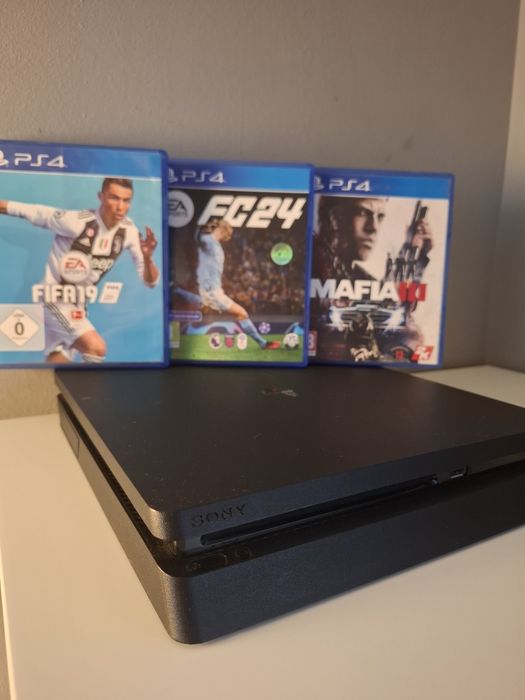 Consola PS 4 Slim 500GB