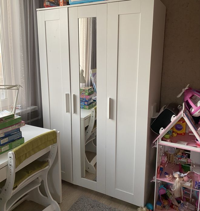 Продаю шкаф ИКЕА Бримнэс