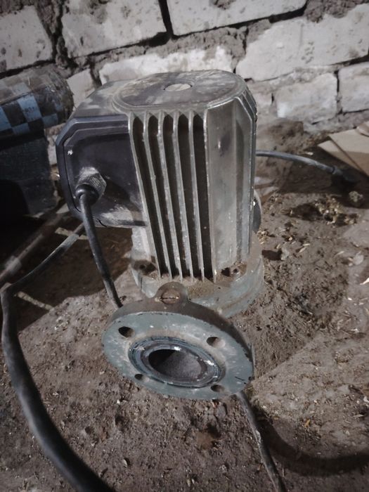 Насос циркуляционный