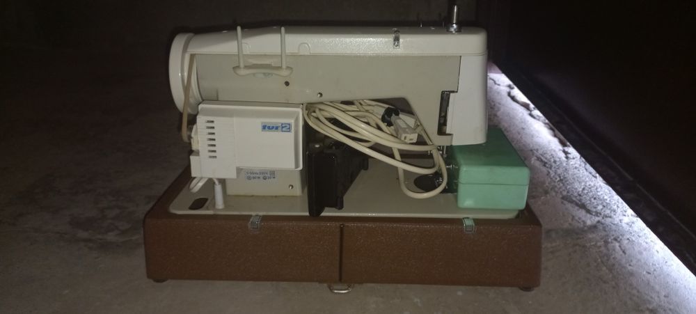 Radom 466 швейная машинка цена договорная