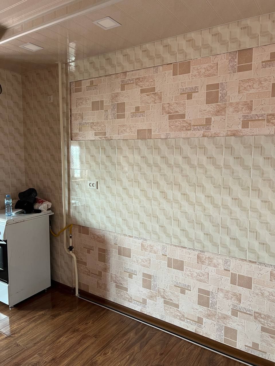 Продаю квартиру Яшнабадский р-он Куйлюк Центр 2-ком 8-этаж 9-этажном Д
