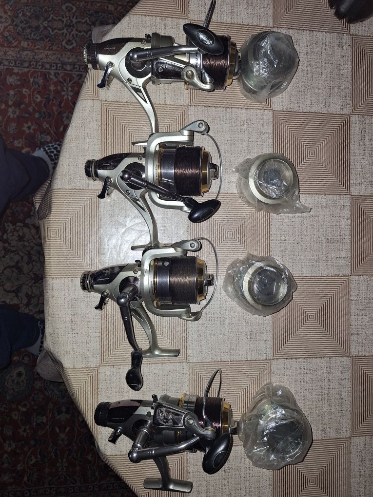 Endura Baitrunner 4бр макари със резервни шпули