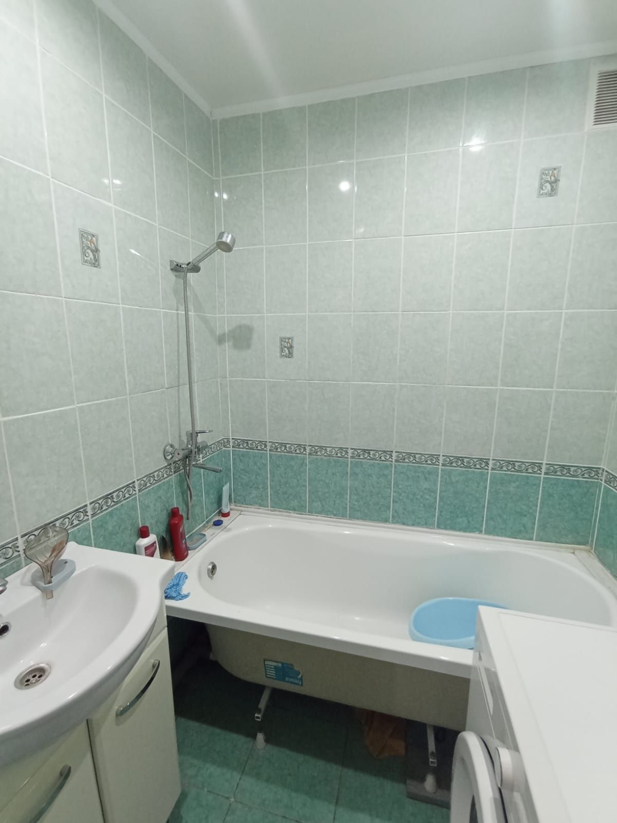 Продаётся 2 комн, Революция, 14,5млн