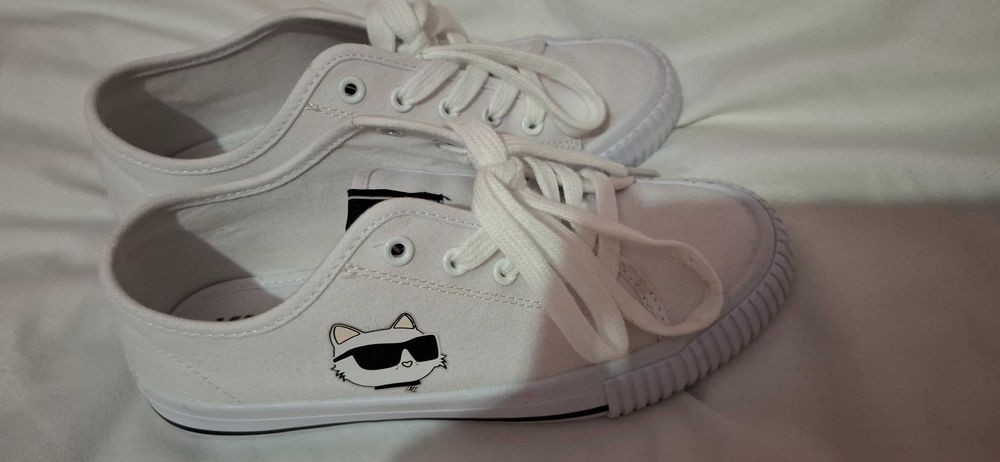 Tenișii karl lagerfeld