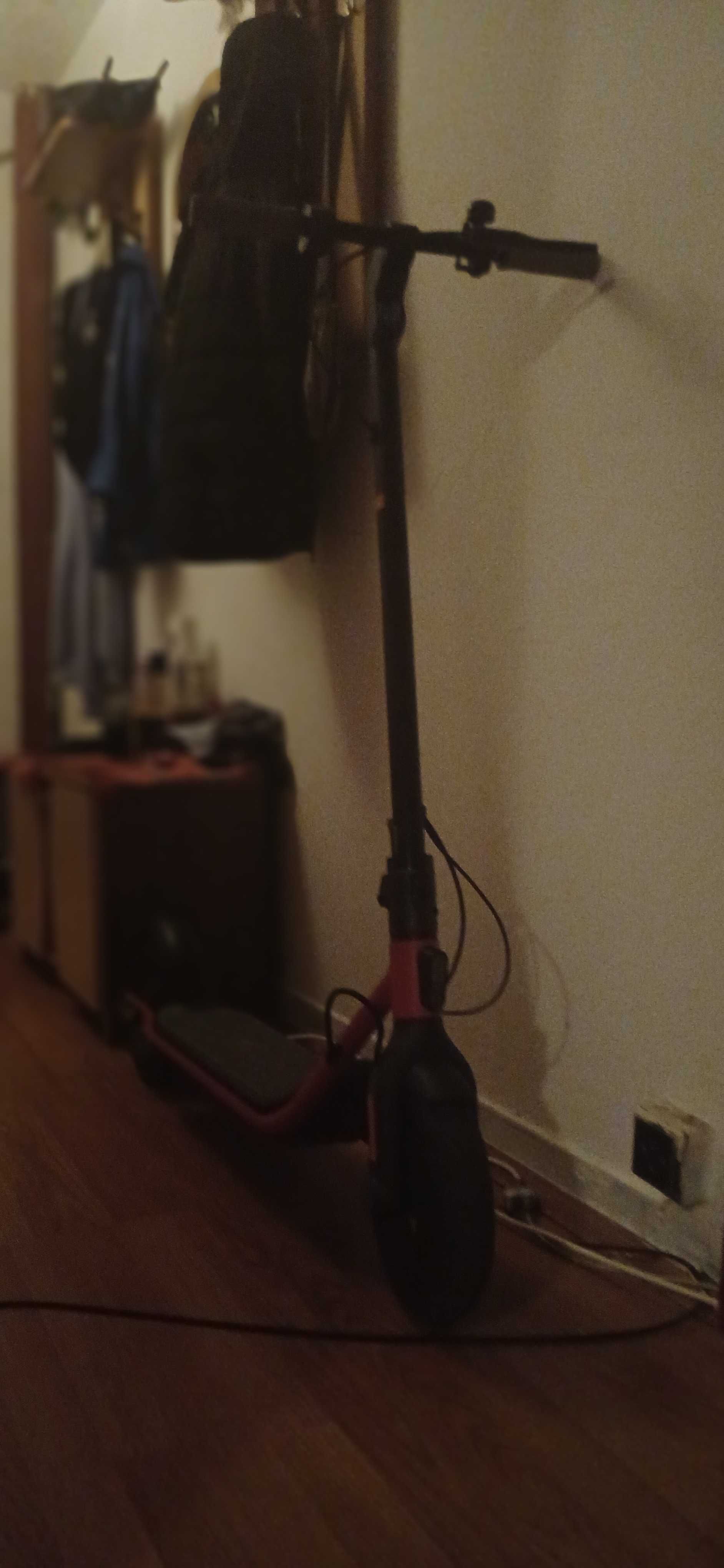 Trotineta Electrica Ninebot KickScooter D18E