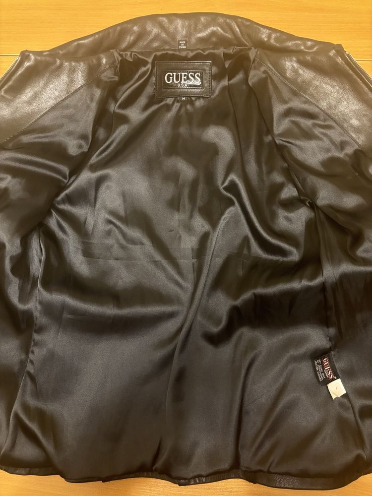 Куртка Guess кожаная натуральная кожа оригинал M
