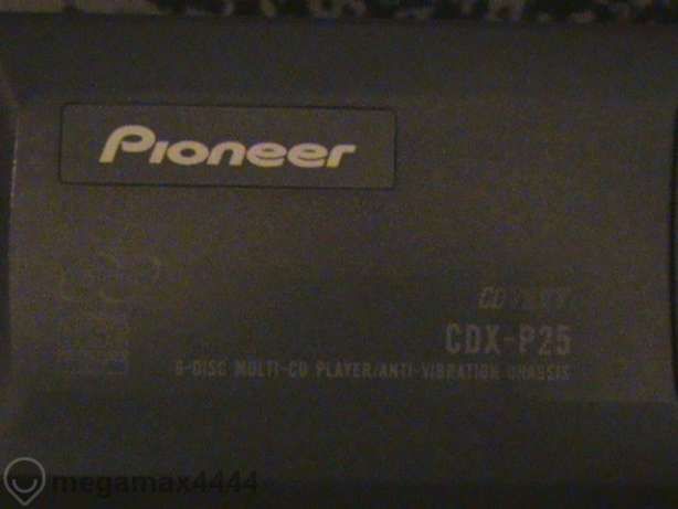 CD ченджър Pioneer