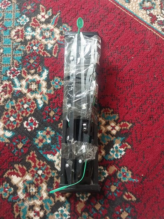 Кронштейн сатылады..үлкен ТВ га