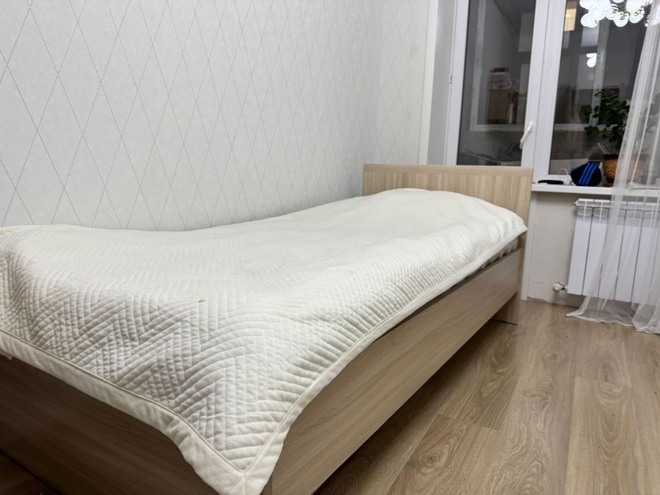 кровать односпальная