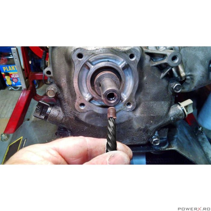 Trusa complet extras suruburi rupte burghie extractoare cu filet