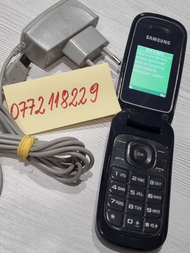 Telefon GT-E1270  cu clapeta cu încărcător original