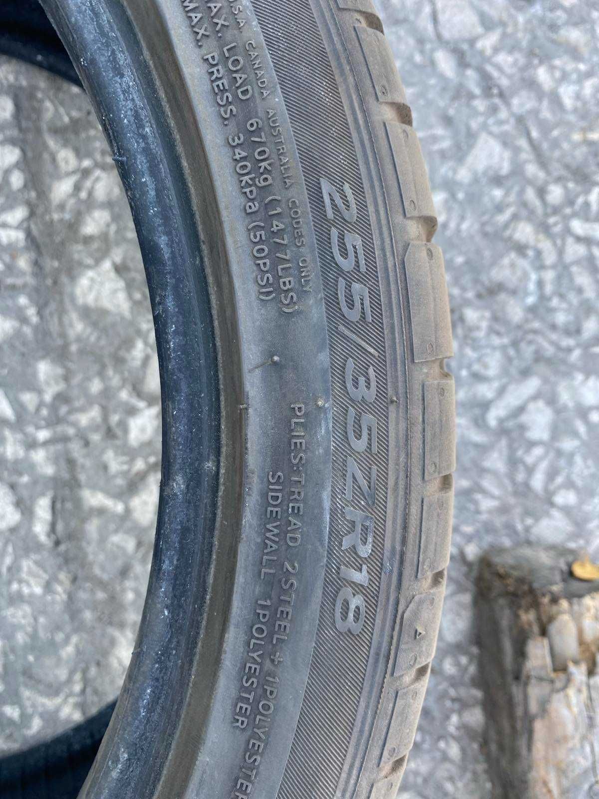 2 бр Летни Гуми Hankook 255/35 R18 DOT 3823 ном 154