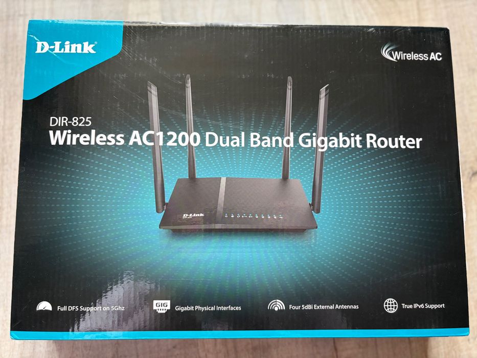 Router wireless gigabit D-Link DIR-825