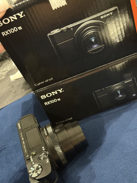 Фотоапарат Sony rx100 VII