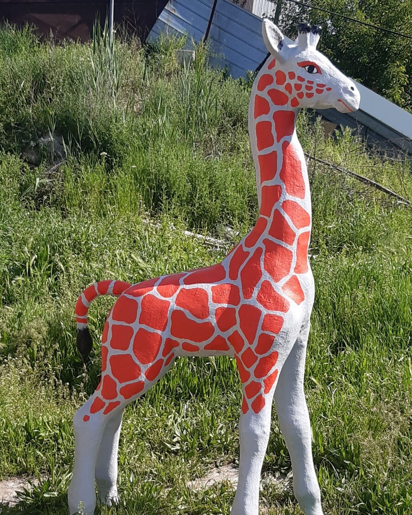 Продам скульптура жираф высота 1.85 материал полеустоун