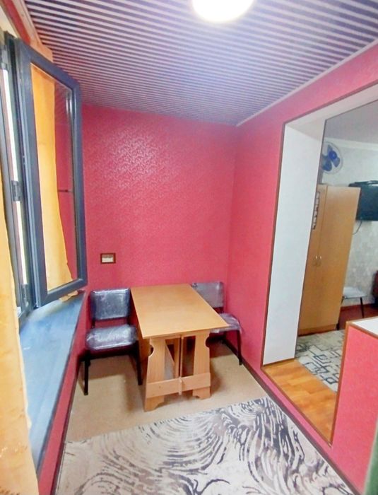 Срочно продается 1в2/3/5 королевский этаж