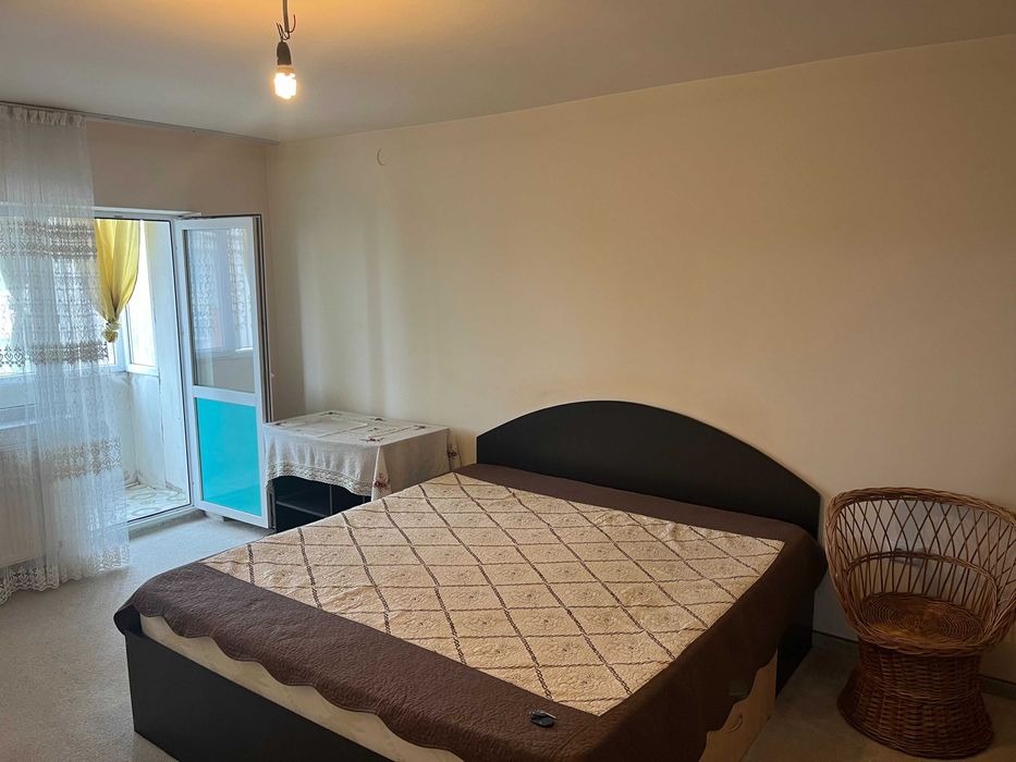 Vand apartament 2 camere