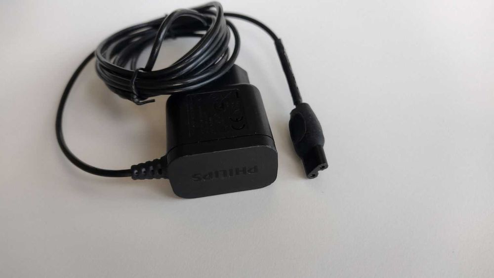 Заряден адаптер Philips HQ-8505, оригинален