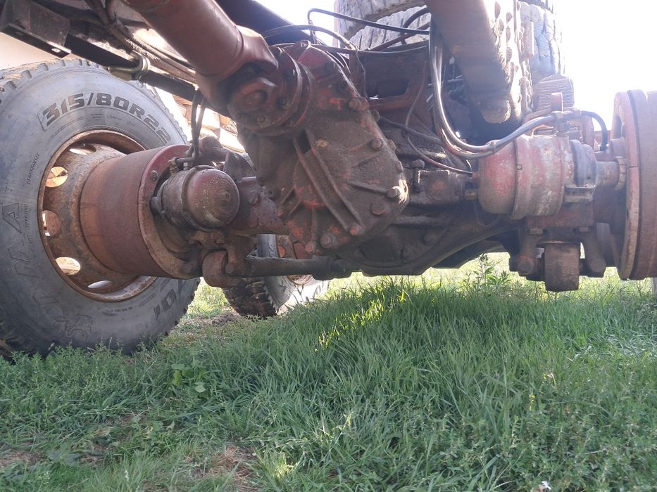 Vând punți pt ivevo330-30, 330-36 pt 6×6.