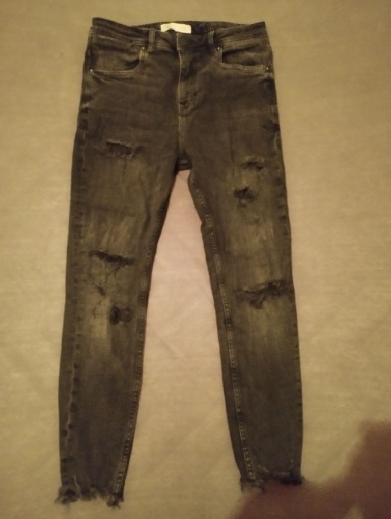4 чифта дънки Zara 60лв