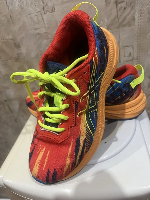 Детски маратонки ASICS