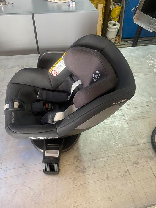 Столче за кола maxi cosi с isofix