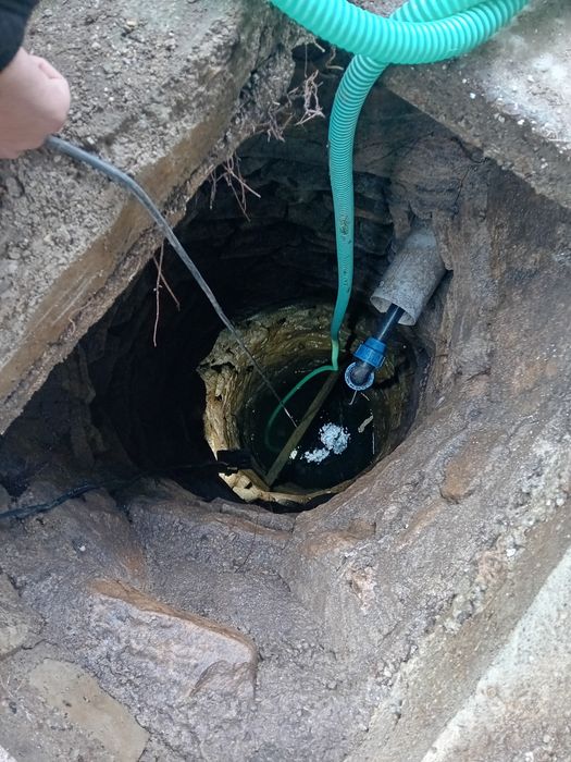 Fantanar puțuri fântâni curățim adâncim dezinfectam