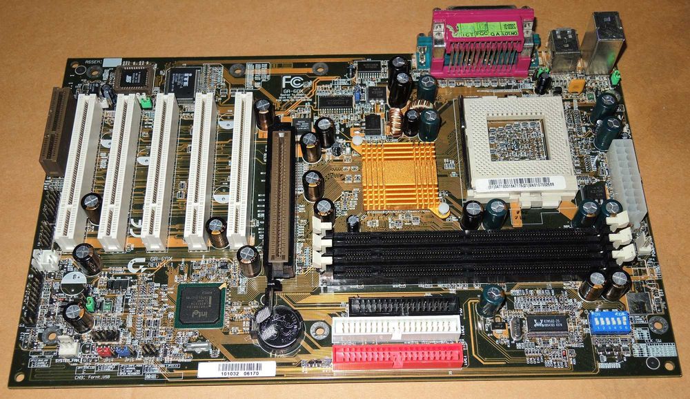 Gigabyte GA-6OX Rev:1.1 Intel i815EP Socket 370 Testat