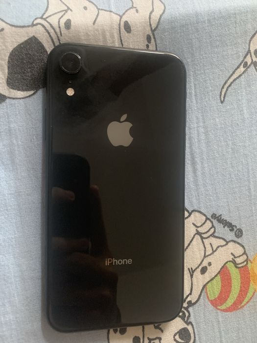 Vand iphone xr aproape nou nouț