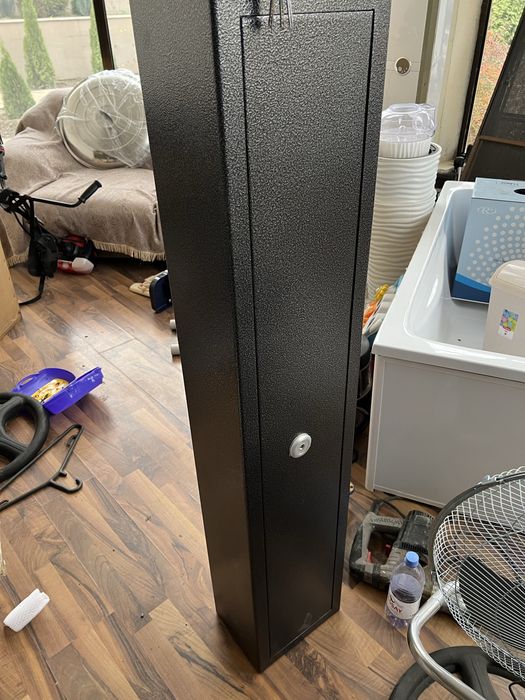 Продается сейф для хранения ружей