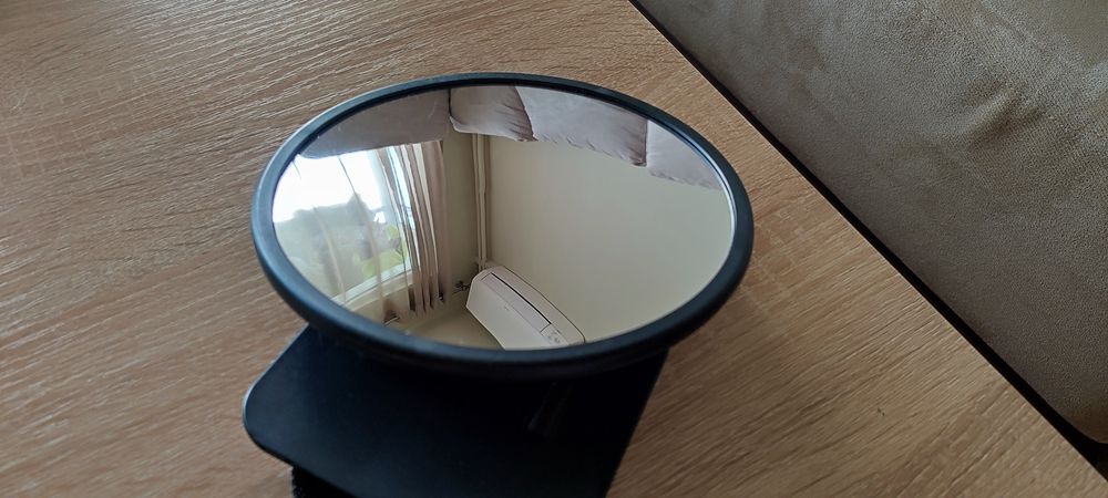 огледало за обратно виждане бебе