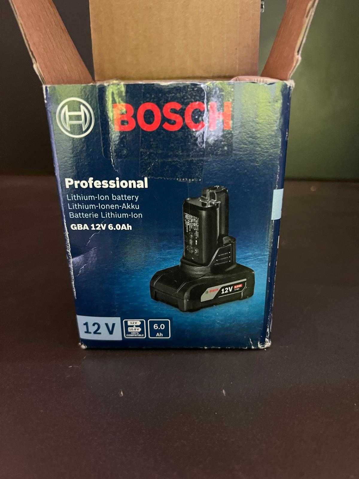 Set acumulator/incarcator Bosch Professional