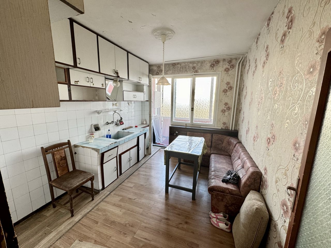 Продава се Тристаен апартамент в Велико Търново, Акация - 82 кв.м за 1153 €/кв.м - Снимка #4
