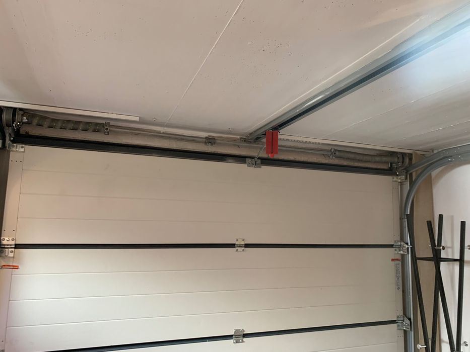 Продава се Гараж / Паркомясто в с. Брестовене, Област Разград - 5 кв.м за 173 €/кв.м - Снимка #1