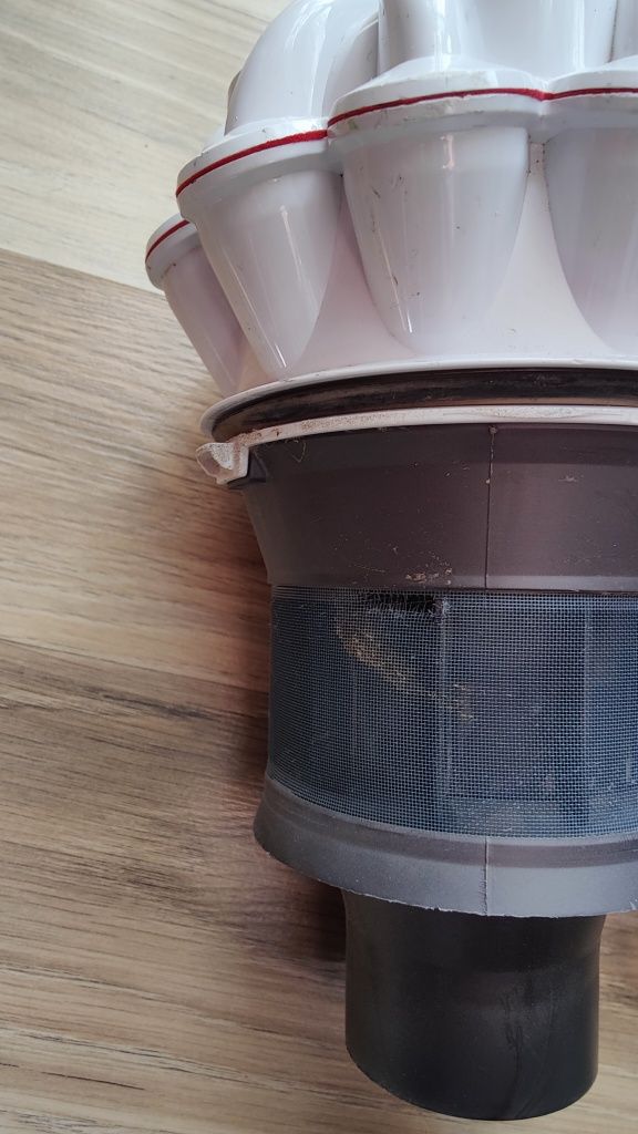 Dyson DC62 прахосмукачка