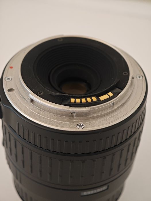 Obiectiv foto Sigma.