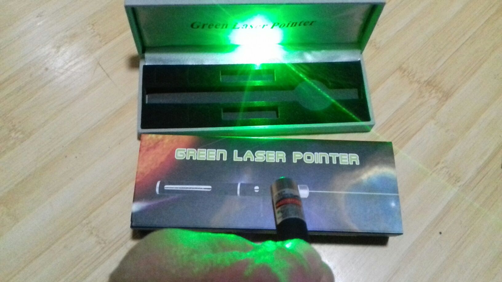 Laser pointer de putere,verde,raza 5km