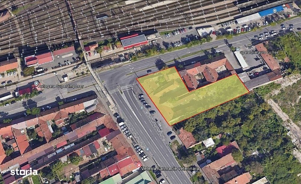 Teren intravilan curti constructii - 5.800 mp - constructii demolabile