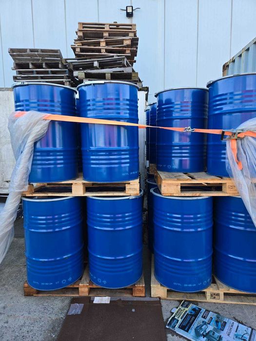 Варел  - 215 Л. с капак и скоба