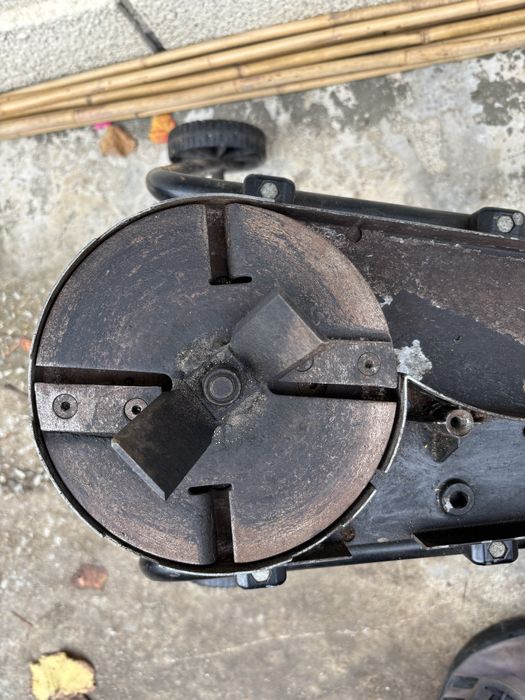 Дискова дробилка за клони Einhell 1700