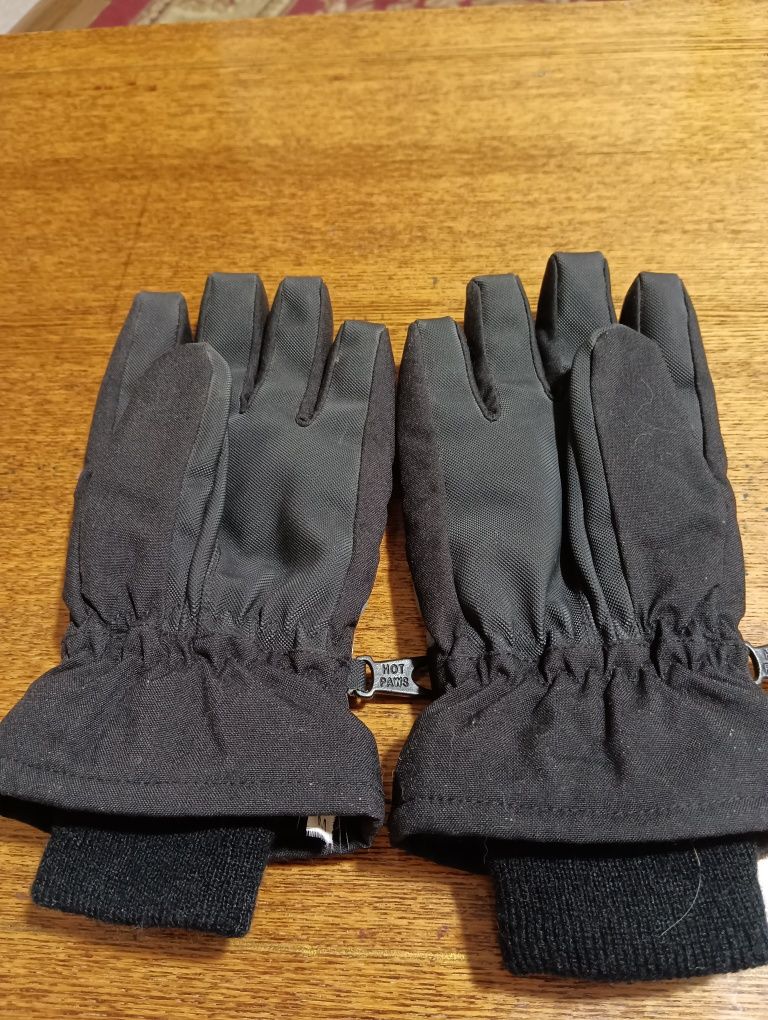 Продам горнолыжные перчатки