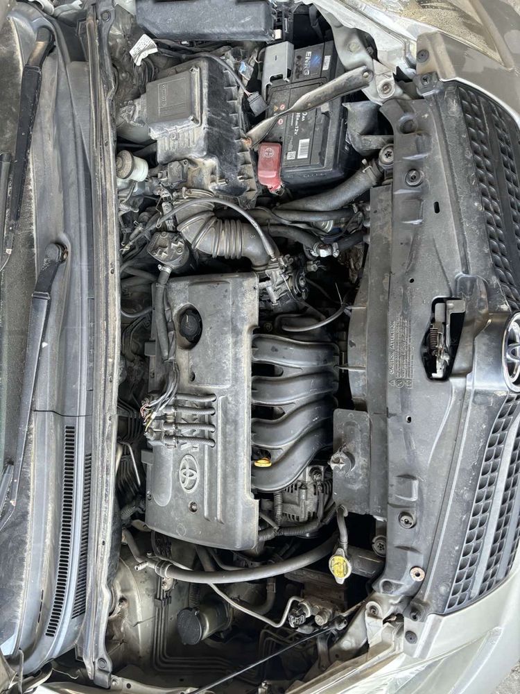Toyota Corolla verso 1.8 vvti Тойота Корола версо 1.8и на части!