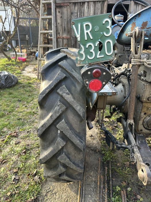Tractor Landini R3000