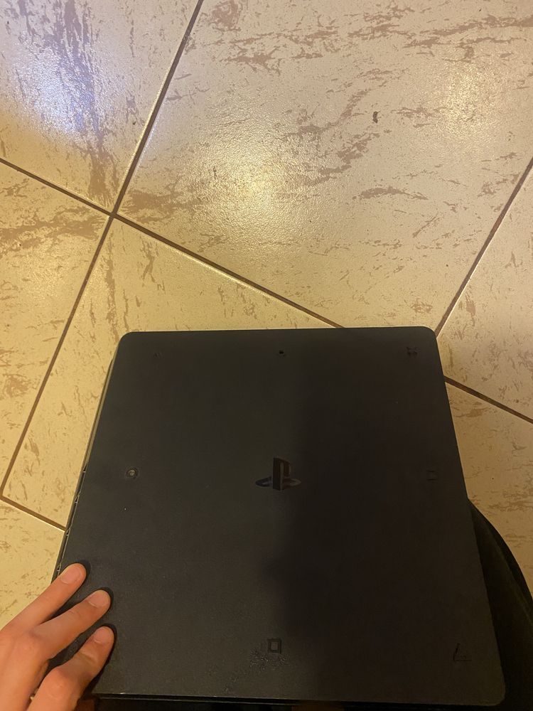 Playstation4 slim