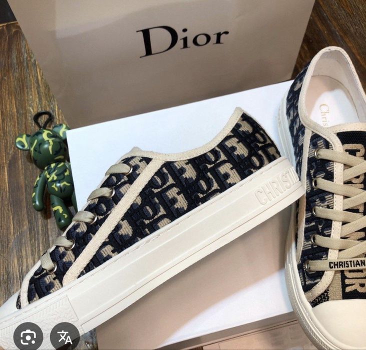 Дамски обувки Диор