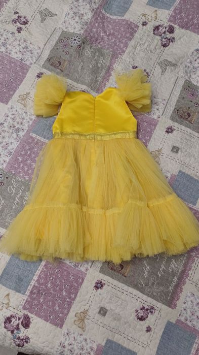 Платье детское праздничное