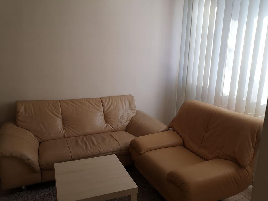 Дава се под наем Едностаен апартамент в Варна, Окръжна болница - 40 кв.м за 250 € - Снимка #1